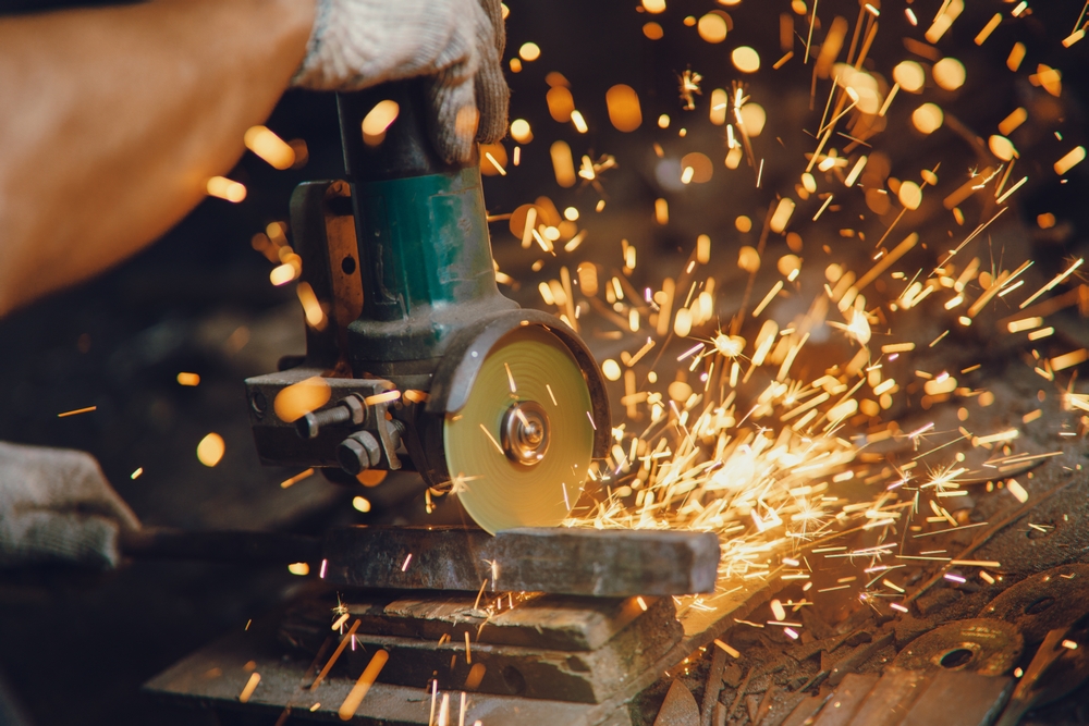 Fierce,Flames,Dance,,Forging,Raw,Steel,Into,Art.,In,The