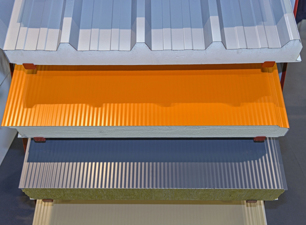 Thick,Insulated,Metal,Panels,For,Walls,And,Roofs,New,Construction