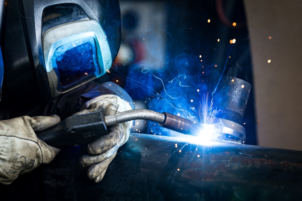 Welding,,Fabrication,,Manufacturing,Industry,Worker,Wearing,Personal,Protective,Equipment